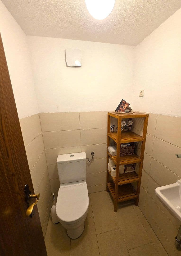 Prodej bytu 3+1 87 m², Bergisch Gladbach, Severní Porýní-Vestfálsko Prodej bytu 3+1 87 m², Bergisch Gladbach, Severní Porýní-Vestfálsko