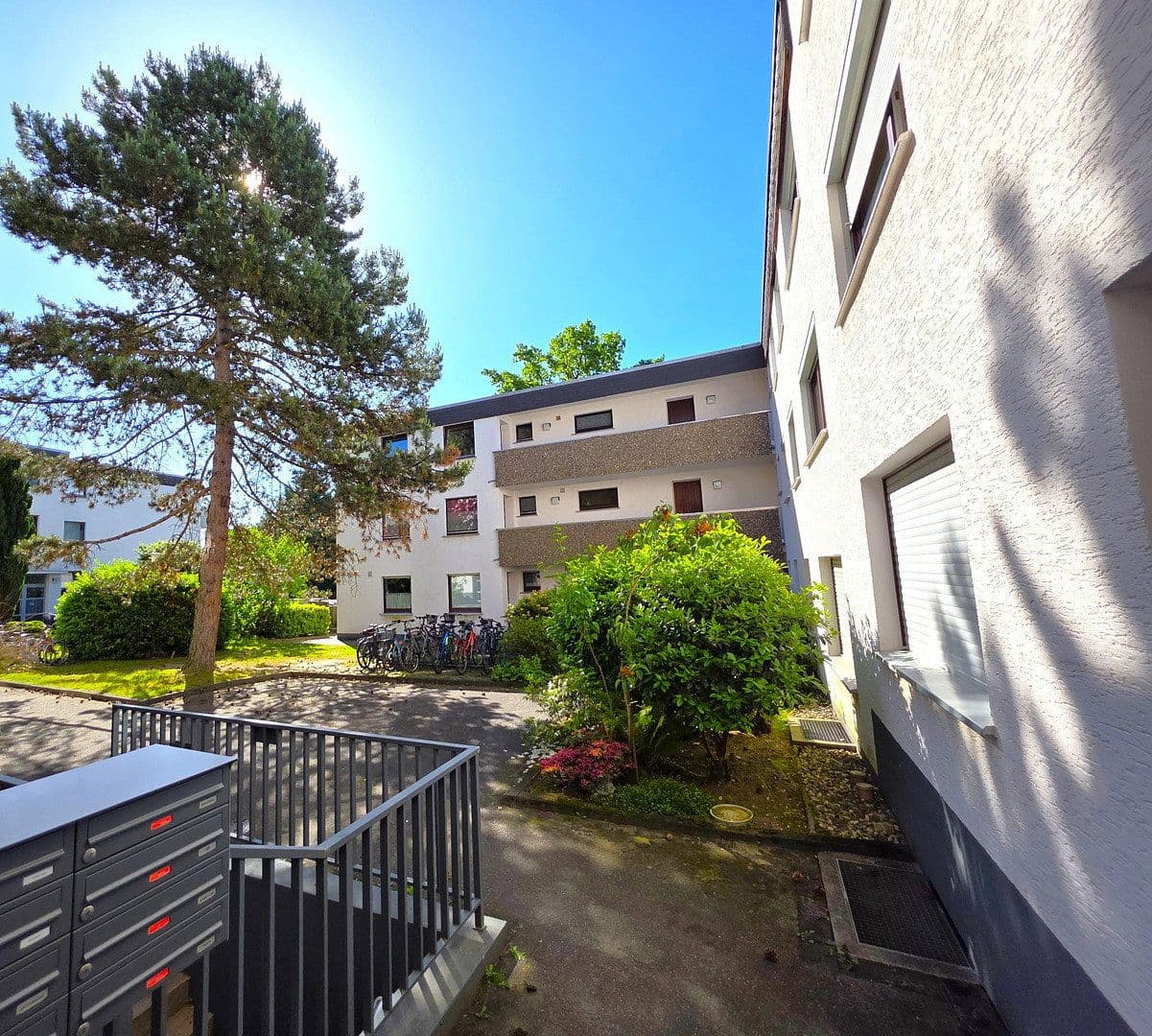 Prodej bytu 3+1 87 m², Bergisch Gladbach, Severní Porýní-Vestfálsko Prodej bytu 3+1 87 m², Bergisch Gladbach, Severní Porýní-Vestfálsko