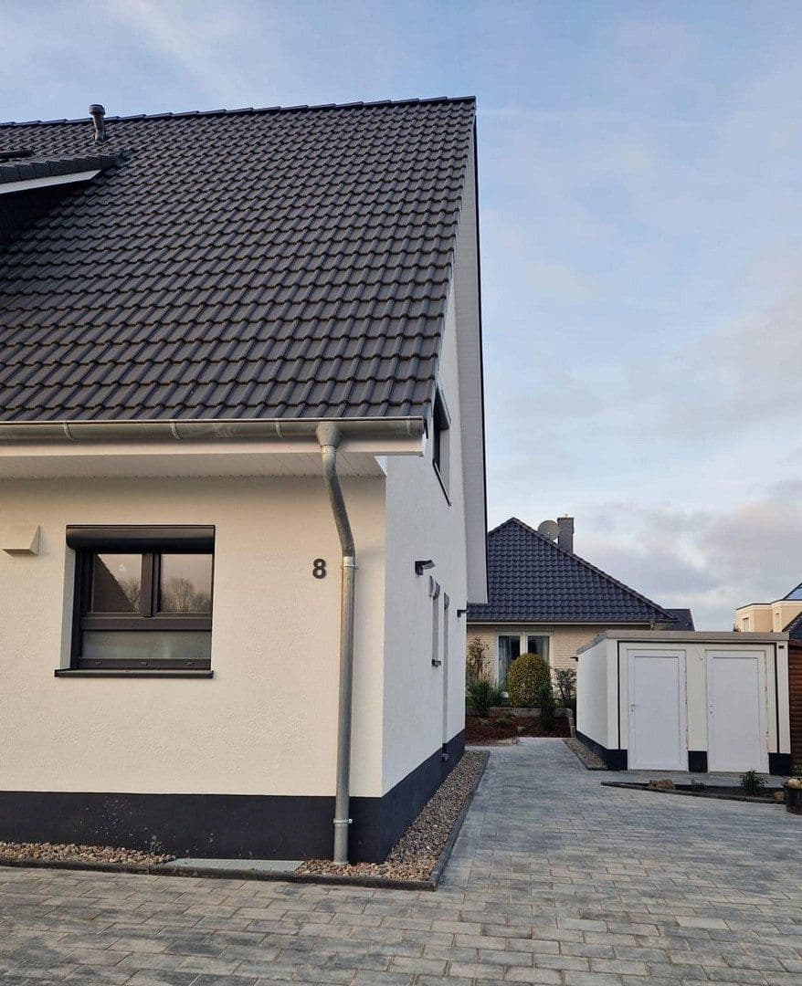 Pronájem domu 141 m², pozemek 141 m², Adlerstraße 8, Oyten, Dolní Sasko Pronájem domu 141 m², pozemek 141 m², Adlerstraße 8, Oyten, Dolní Sasko