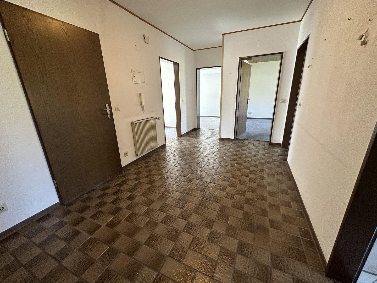 Prodej domu 270 m², pozemek 271 m², Ringstraße 89, Bendorf, Porýní-Falc Prodej domu 270 m², pozemek 271 m², Ringstraße 89, Bendorf, Porýní-Falc