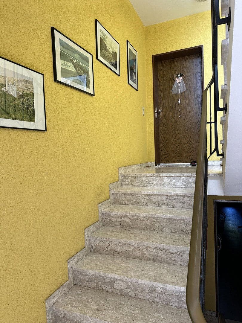 Prodej domu 270 m², pozemek 271 m², Ringstraße 89, Bendorf, Porýní-Falc Prodej domu 270 m², pozemek 271 m², Ringstraße 89, Bendorf, Porýní-Falc