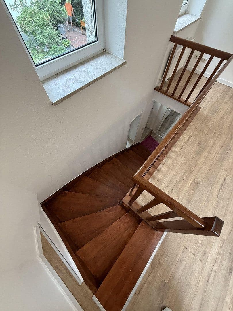 Pronájem bytu 5+1 89 m², Dönhoffstraße 7, Berlin, Berlín Pronájem bytu 5+1 89 m², Dönhoffstraße 7, Berlin, Berlín