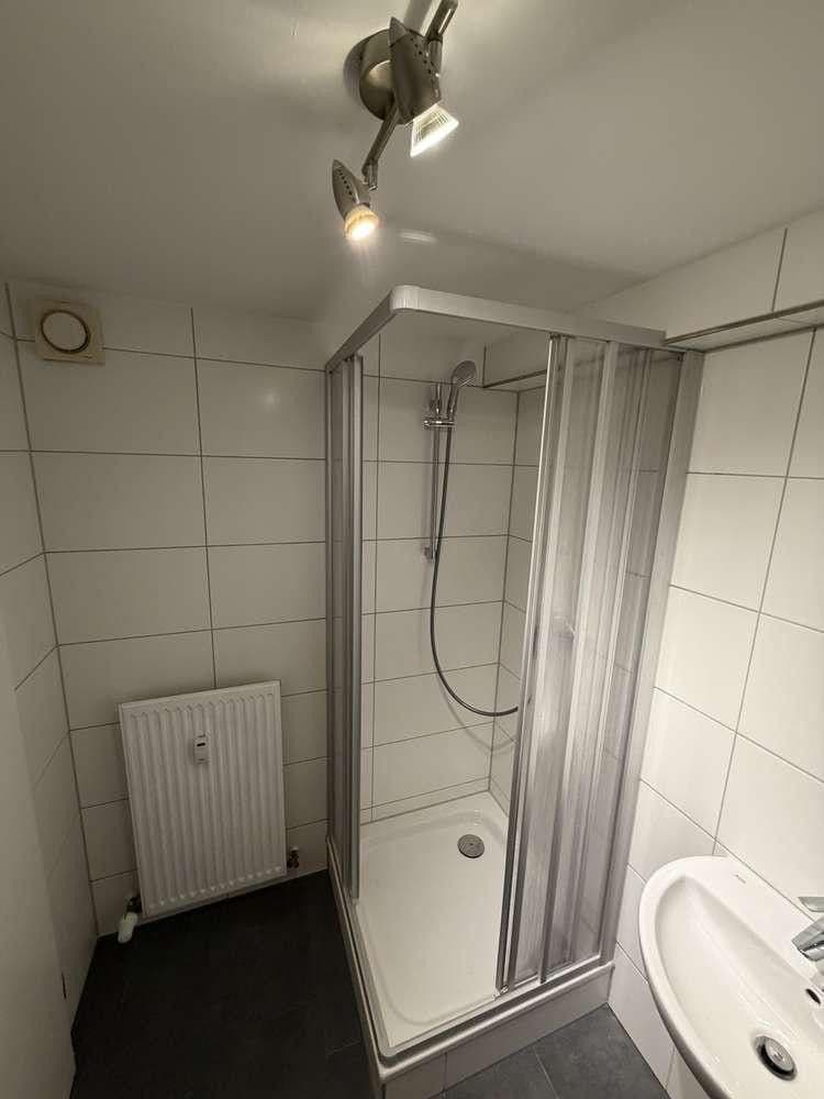 Pronájem bytu 5+1 89 m², Dönhoffstraße 7, Berlin, Berlín Pronájem bytu 5+1 89 m², Dönhoffstraße 7, Berlin, Berlín