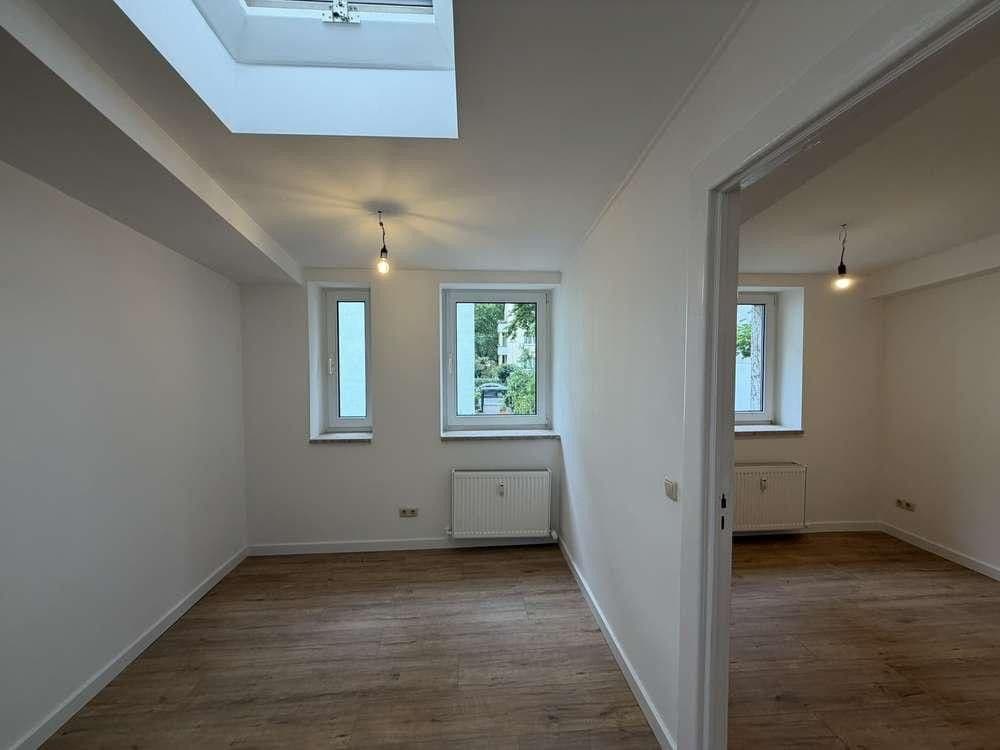 Pronájem bytu 5+1 89 m², Dönhoffstraße 7, Berlin, Berlín Pronájem bytu 5+1 89 m², Dönhoffstraße 7, Berlin, Berlín