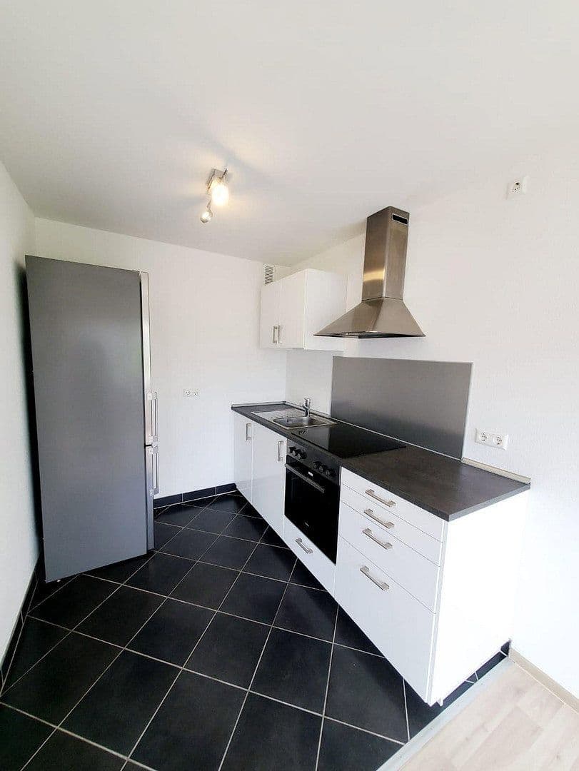 Pronájem bytu 2+1 57 m², Goldäckerstr. 3, Leinfelden-Echterdingen, Bádensko-Württembersko Pronájem bytu 2+1 57 m², Goldäckerstr. 3, Leinfelden-Echterdingen, Bádensko-Württembersko