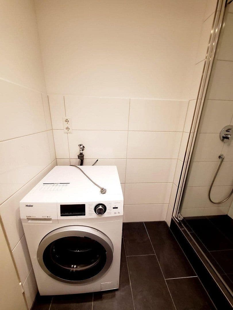 Pronájem bytu 2+1 57 m², Goldäckerstr. 3, Leinfelden-Echterdingen, Bádensko-Württembersko Pronájem bytu 2+1 57 m², Goldäckerstr. 3, Leinfelden-Echterdingen, Bádensko-Württembersko
