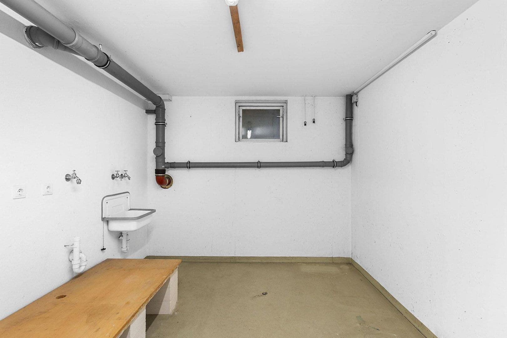 Prodej domu 140 m², pozemek 194 m², Regensburg, Bavorsko Prodej domu 140 m², pozemek 194 m², Regensburg, Bavorsko
