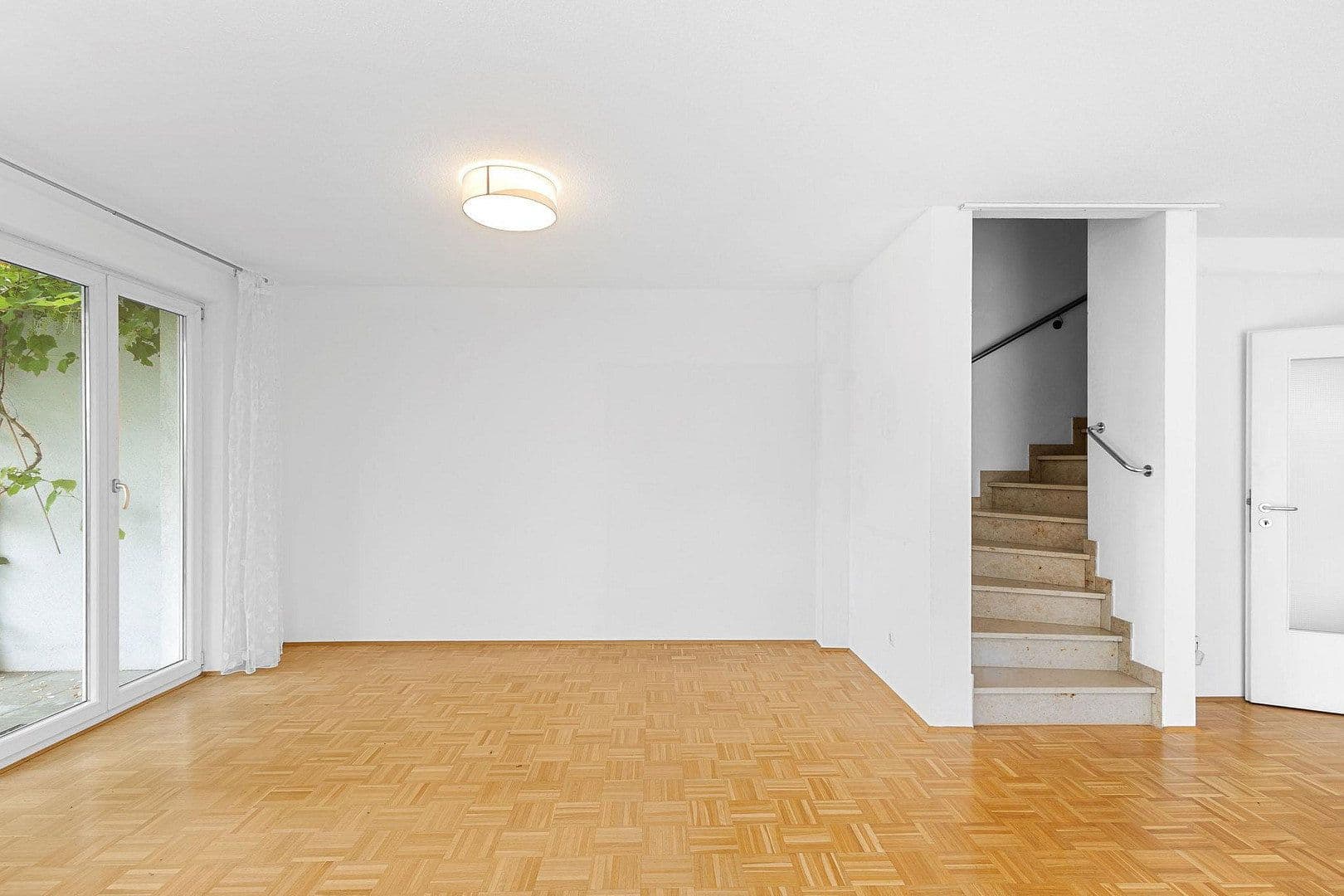 Prodej domu 140 m², pozemek 194 m², Regensburg, Bavorsko Prodej domu 140 m², pozemek 194 m², Regensburg, Bavorsko