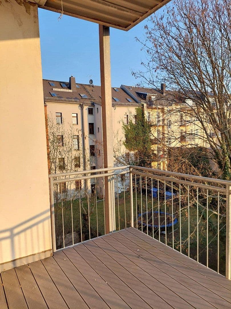 Pronájem bytu 3+1 89 m², Chemnitz, Sasko Pronájem bytu 3+1 89 m², Chemnitz, Sasko