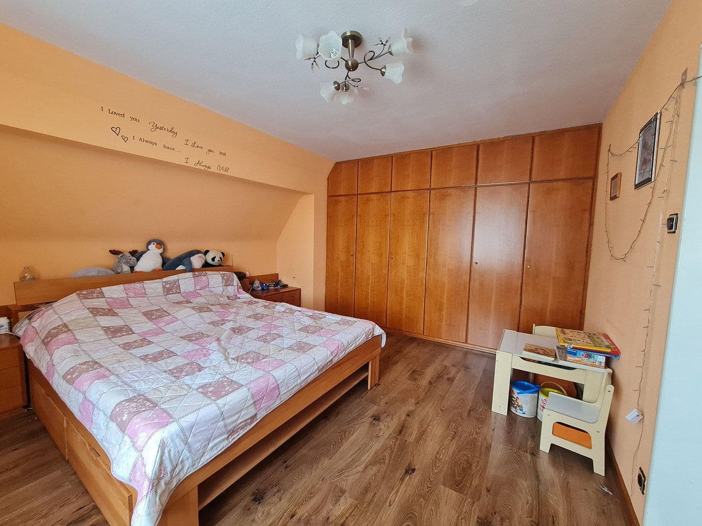 Prodej domu 220 m², pozemek 1.225 m², Fährstr. 3, Duisburg, Severní Porýní-Vestfálsko Prodej domu 220 m², pozemek 1.225 m², Fährstr. 3, Duisburg, Severní Porýní-Vestfálsko