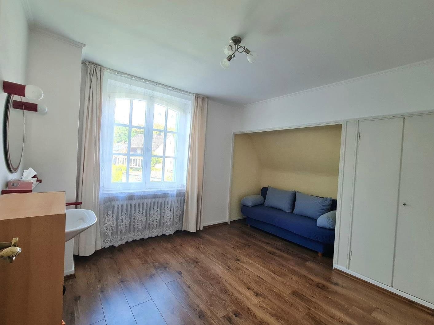 Prodej domu 220 m², pozemek 1.225 m², Fährstr. 3, Duisburg, Severní Porýní-Vestfálsko Prodej domu 220 m², pozemek 1.225 m², Fährstr. 3, Duisburg, Severní Porýní-Vestfálsko
