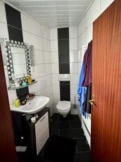 Prodej domu 148 m², pozemek 365 m², Koblenz, Porýní-Falc Prodej domu 148 m², pozemek 365 m², Koblenz, Porýní-Falc