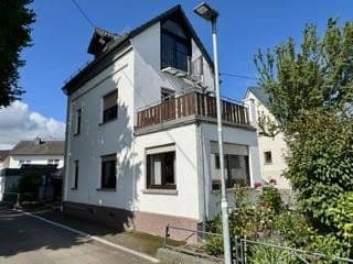 Prodej domu 148 m², pozemek 365 m², Koblenz, Porýní-Falc Prodej domu 148 m², pozemek 365 m², Koblenz, Porýní-Falc