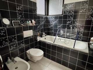 Prodej domu 148 m², pozemek 365 m², Koblenz, Porýní-Falc Prodej domu 148 m², pozemek 365 m², Koblenz, Porýní-Falc