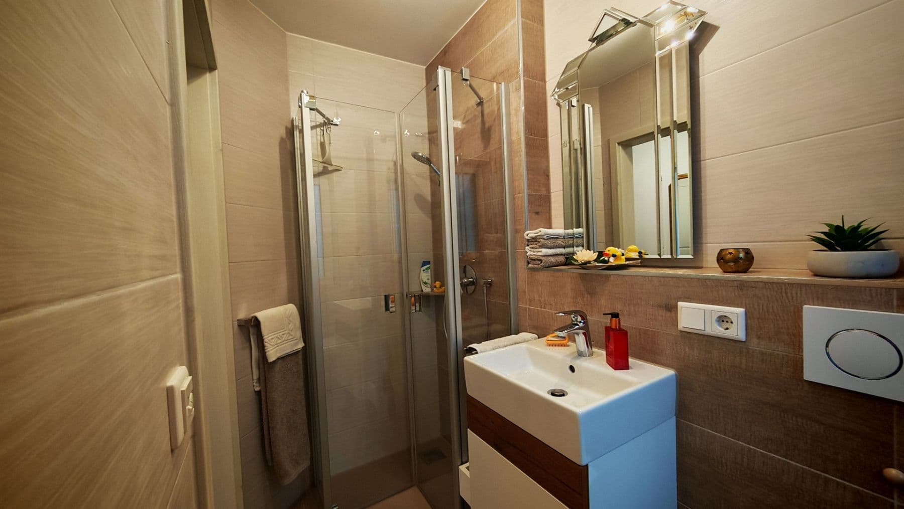 Prodej domu 125 m², pozemek 180 m², Altdorf bei Nürnberg, Bavorsko Prodej domu 125 m², pozemek 180 m², Altdorf bei Nürnberg, Bavorsko