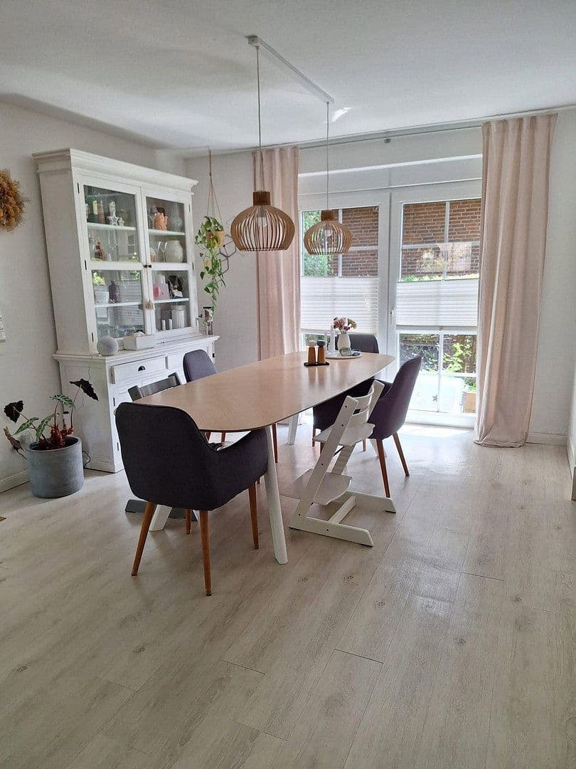 Prodej domu 106 m², pozemek 455 m², Saseler Straße 185, Hamburg, Hamburg Prodej domu 106 m², pozemek 455 m², Saseler Straße 185, Hamburg, Hamburg