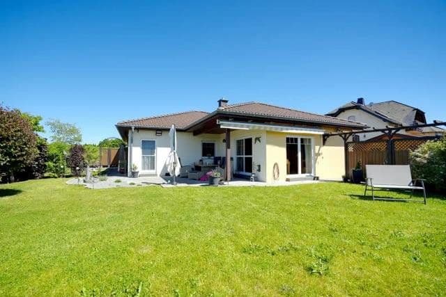 Prodej domu 146 m², pozemek 2.000 m², Rascheid, Porýní-Falc Prodej domu 146 m², pozemek 2.000 m², Rascheid, Porýní-Falc