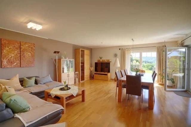 Prodej domu 146 m², pozemek 2.000 m², Rascheid, Porýní-Falc Prodej domu 146 m², pozemek 2.000 m², Rascheid, Porýní-Falc