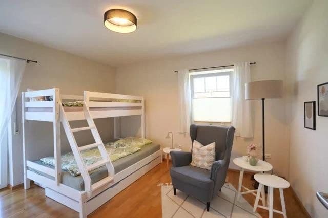 Prodej domu 146 m², pozemek 2.000 m², Rascheid, Porýní-Falc Prodej domu 146 m², pozemek 2.000 m², Rascheid, Porýní-Falc