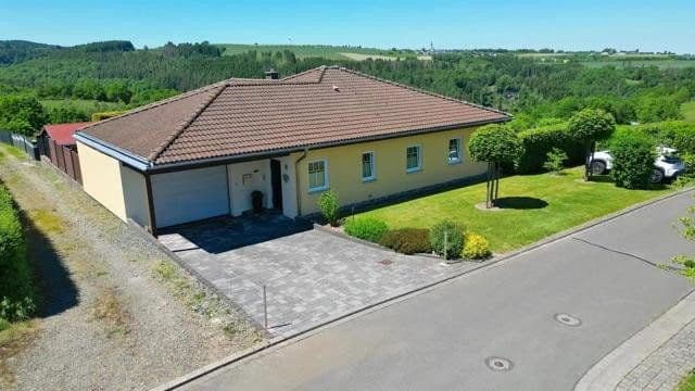 Prodej domu 146 m², pozemek 2.000 m², Rascheid, Porýní-Falc Prodej domu 146 m², pozemek 2.000 m², Rascheid, Porýní-Falc