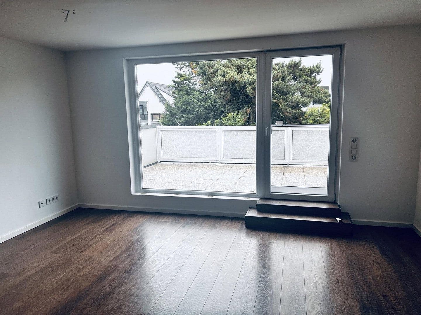 Prodej bytu 3+1 99 m², Leverkusen, Severní Porýní-Vestfálsko Prodej bytu 3+1 99 m², Leverkusen, Severní Porýní-Vestfálsko