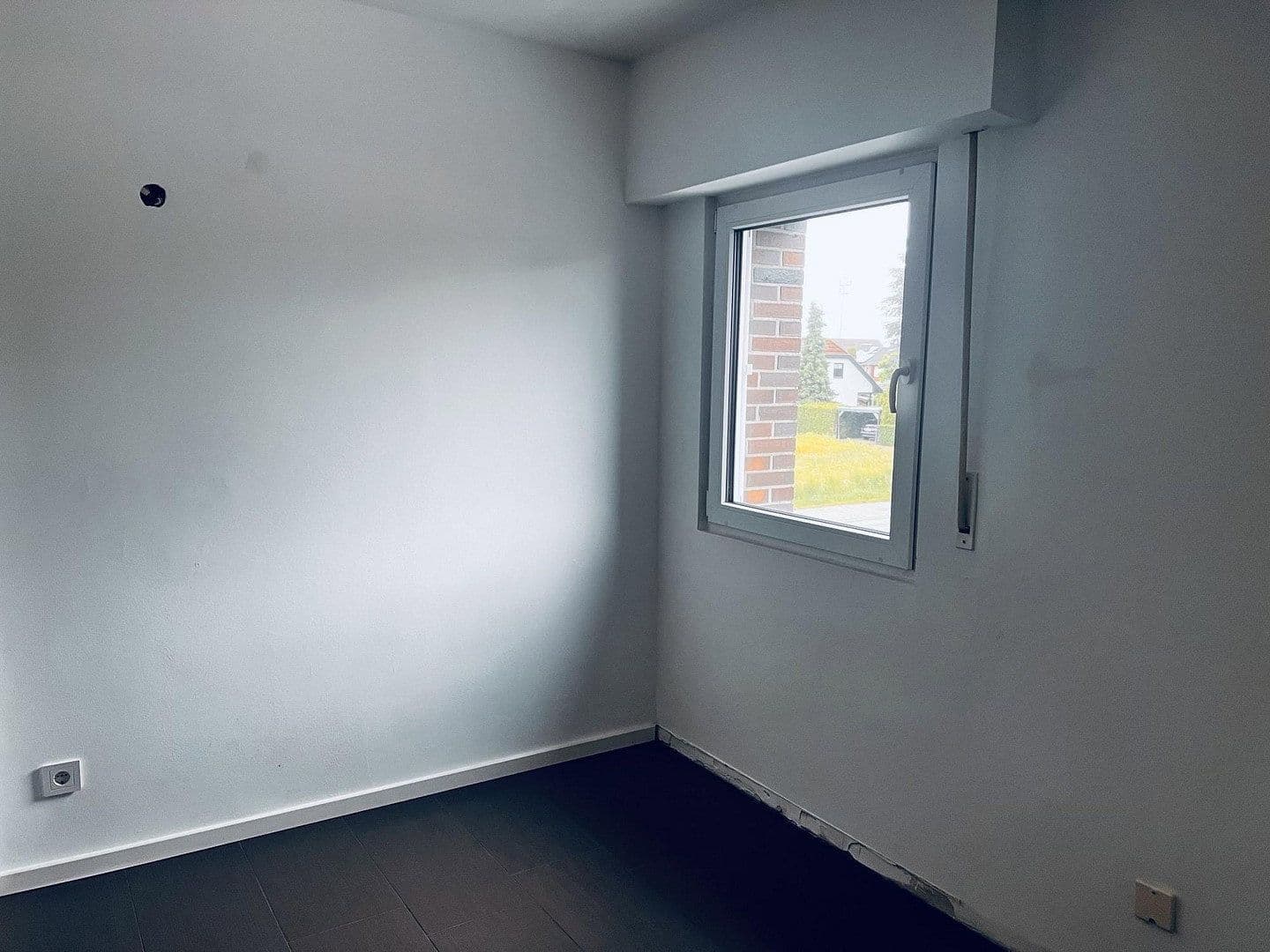 Prodej bytu 3+1 99 m², Leverkusen, Severní Porýní-Vestfálsko Prodej bytu 3+1 99 m², Leverkusen, Severní Porýní-Vestfálsko