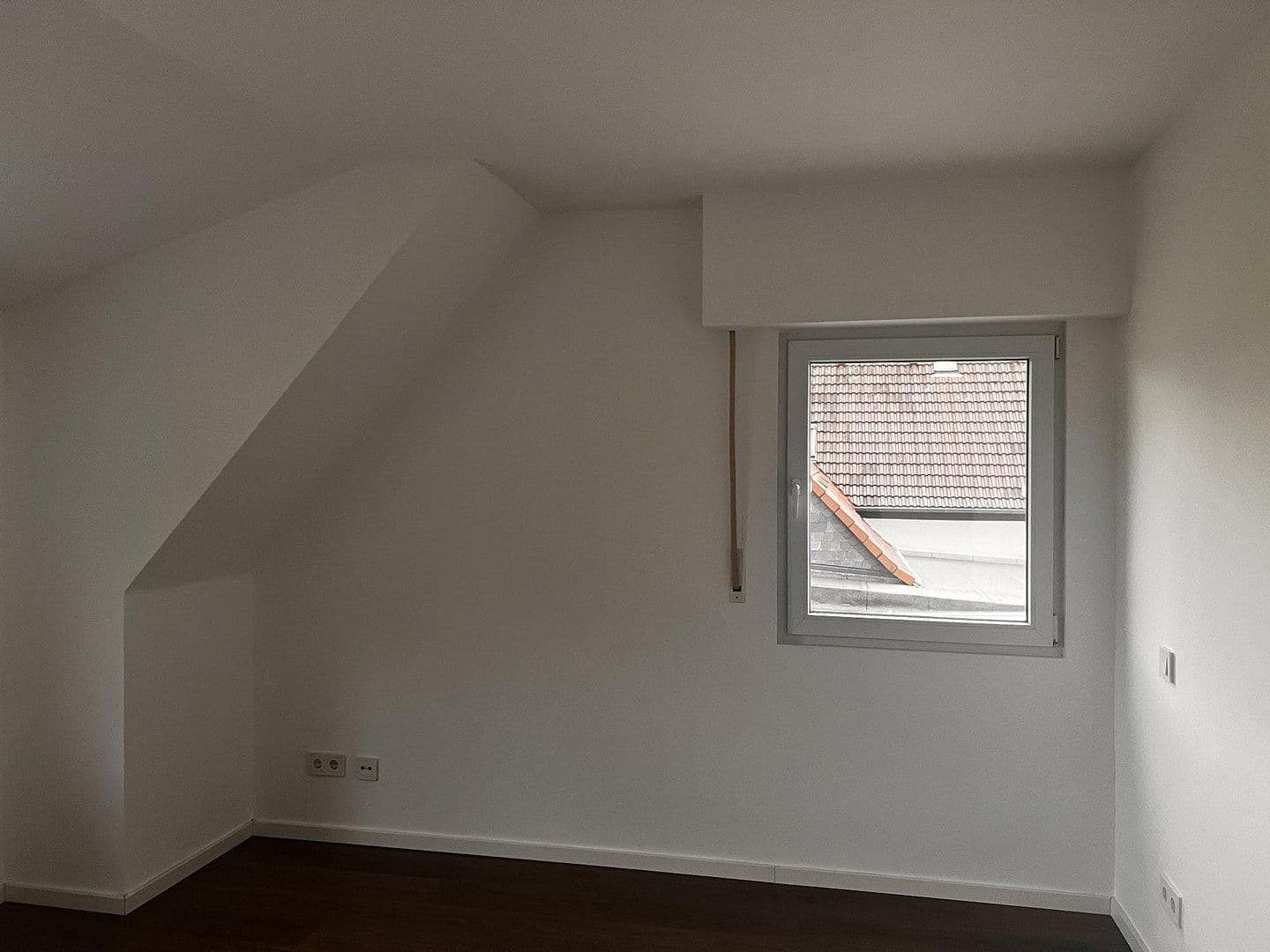 Prodej bytu 3+1 99 m², Leverkusen, Severní Porýní-Vestfálsko Prodej bytu 3+1 99 m², Leverkusen, Severní Porýní-Vestfálsko