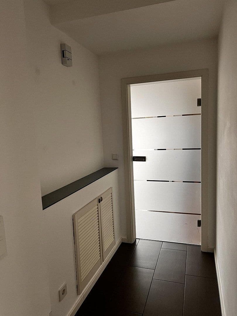 Prodej bytu 3+1 99 m², Leverkusen, Severní Porýní-Vestfálsko Prodej bytu 3+1 99 m², Leverkusen, Severní Porýní-Vestfálsko