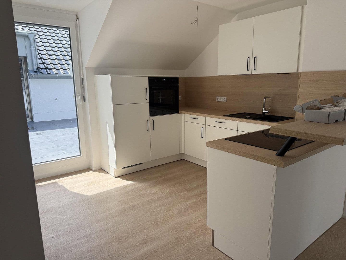 Pronájem bytu 4+kk 107 m², Eichholzstrasse 11, Dortmund, Severní Porýní-Vestfálsko Pronájem bytu 4+kk 107 m², Eichholzstrasse 11, Dortmund, Severní Porýní-Vestfálsko