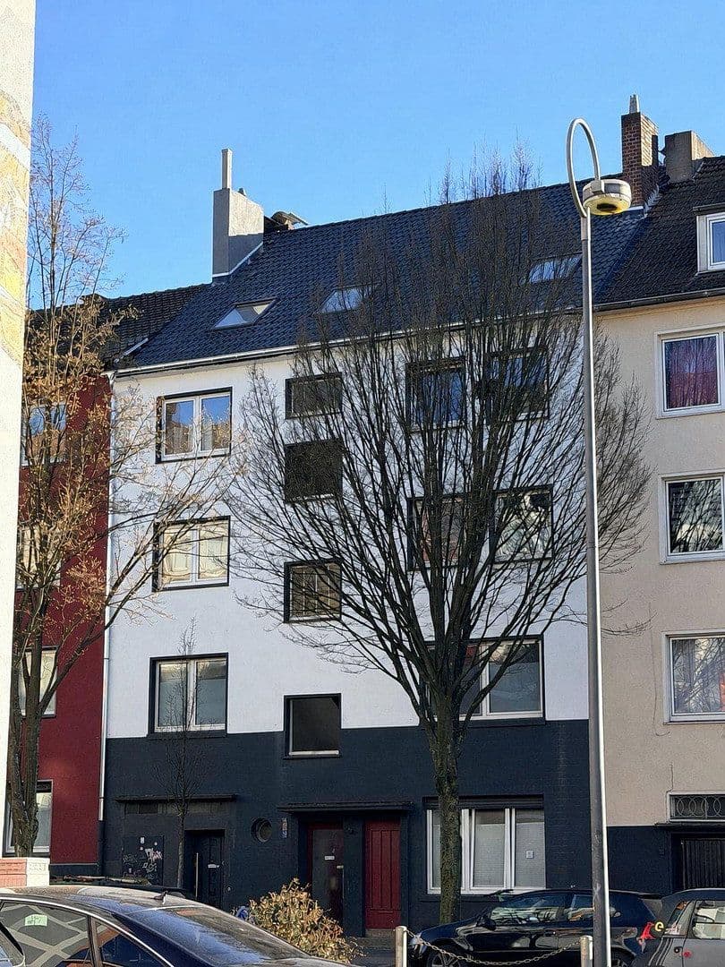 Prodej domu 600 m², pozemek 450 m², Gelsenkirchen, Severní Porýní-Vestfálsko Prodej domu 600 m², pozemek 450 m², Gelsenkirchen, Severní Porýní-Vestfálsko