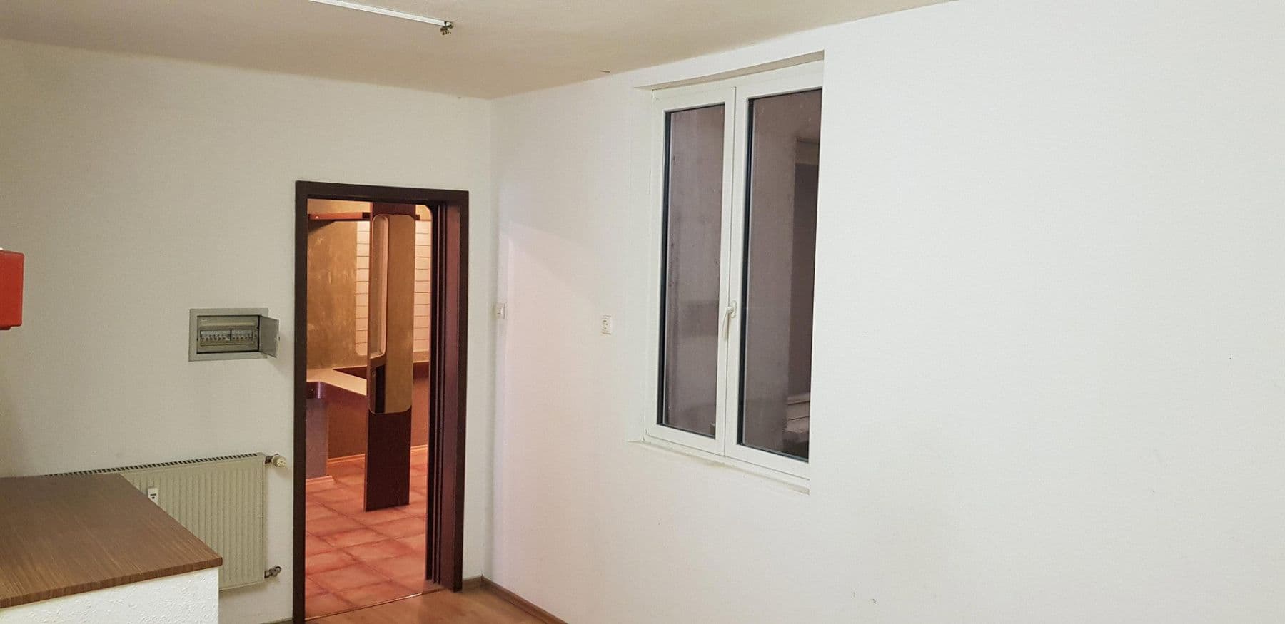 Prodej domu 178 m², pozemek 133 m², Hauptstrasse 39, Miehlen, Porýní-Falc Prodej domu 178 m², pozemek 133 m², Hauptstrasse 39, Miehlen, Porýní-Falc