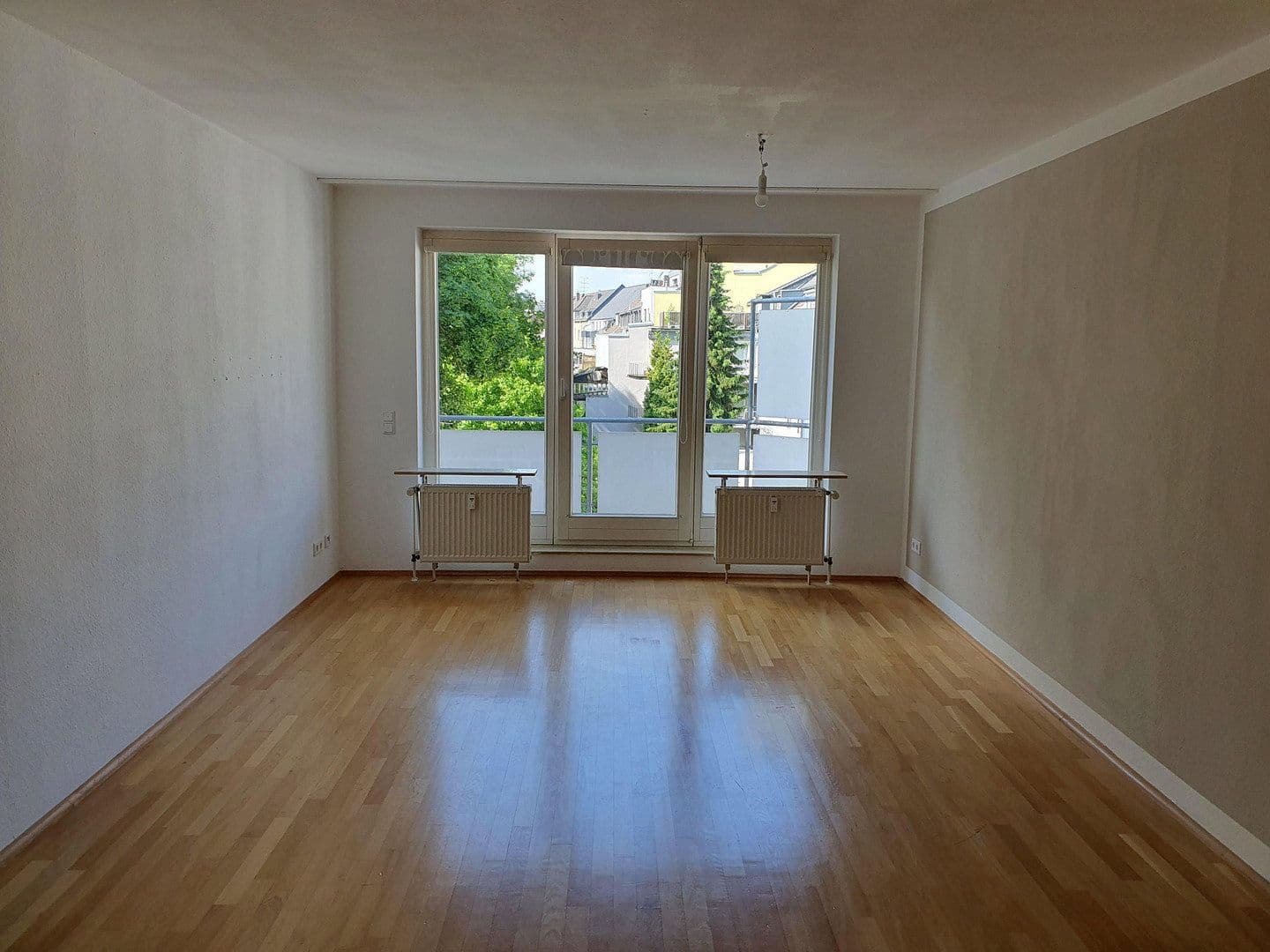 Prodej bytu 3+1 76 m², Leyentalstraße 100, Krefeld, Severní Porýní-Vestfálsko Prodej bytu 3+1 76 m², Leyentalstraße 100, Krefeld, Severní Porýní-Vestfálsko