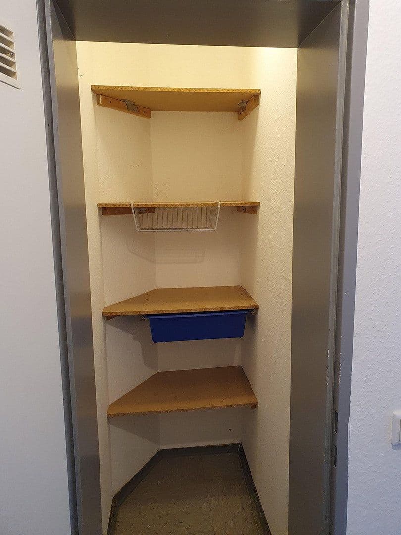 Prodej bytu 3+1 76 m², Leyentalstraße 100, Krefeld, Severní Porýní-Vestfálsko Prodej bytu 3+1 76 m², Leyentalstraße 100, Krefeld, Severní Porýní-Vestfálsko