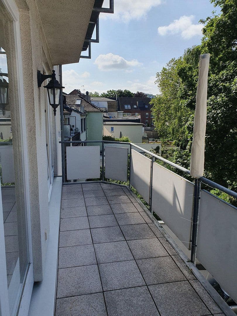 Prodej bytu 3+1 76 m², Leyentalstraße 100, Krefeld, Severní Porýní-Vestfálsko Prodej bytu 3+1 76 m², Leyentalstraße 100, Krefeld, Severní Porýní-Vestfálsko
