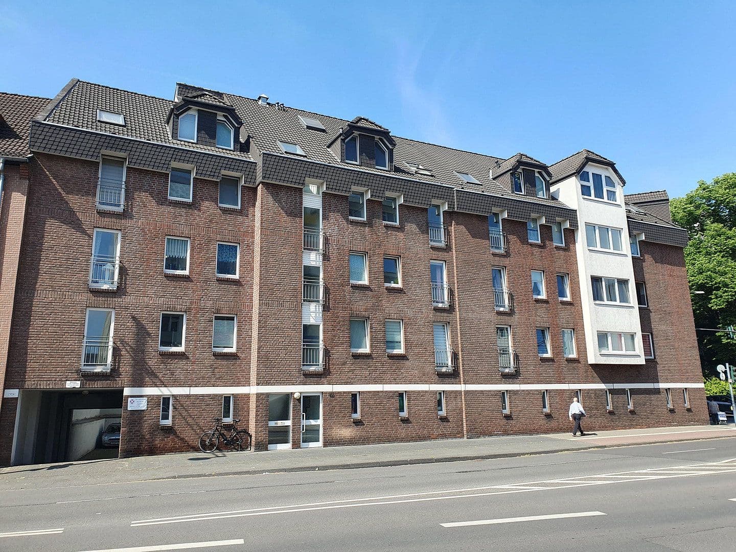 Prodej bytu 3+1 76 m², Leyentalstraße 100, Krefeld, Severní Porýní-Vestfálsko Prodej bytu 3+1 76 m², Leyentalstraße 100, Krefeld, Severní Porýní-Vestfálsko