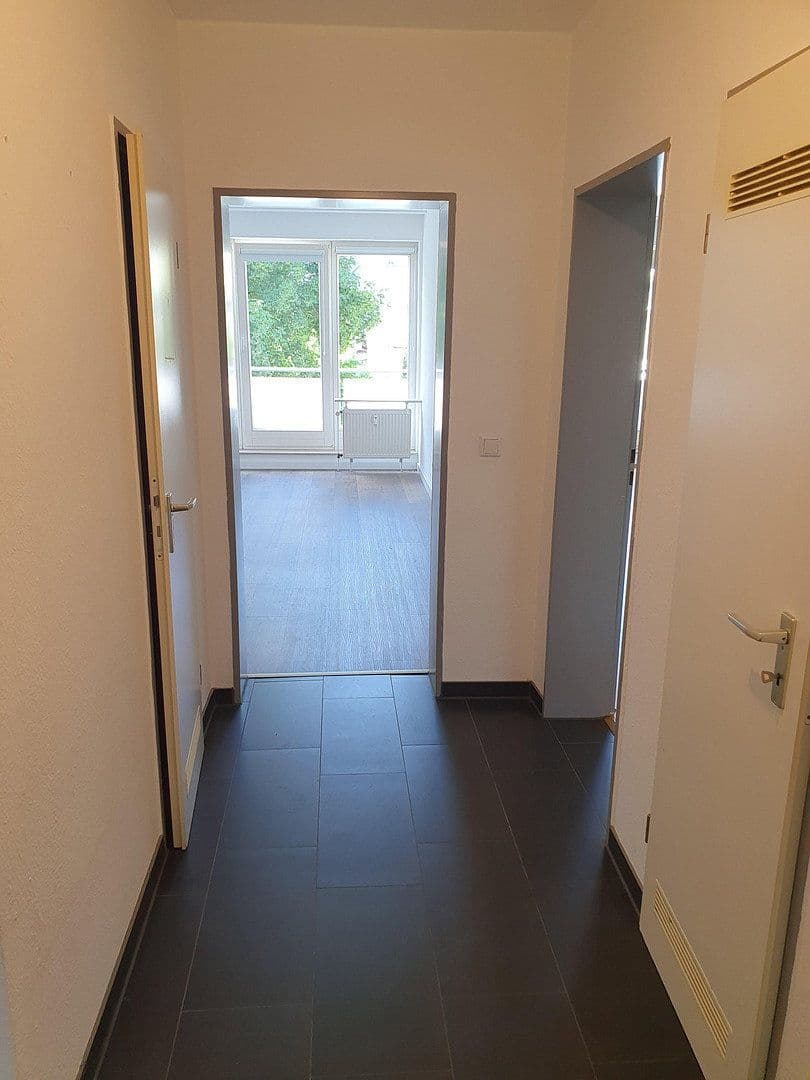 Prodej bytu 3+1 76 m², Leyentalstraße 100, Krefeld, Severní Porýní-Vestfálsko Prodej bytu 3+1 76 m², Leyentalstraße 100, Krefeld, Severní Porýní-Vestfálsko