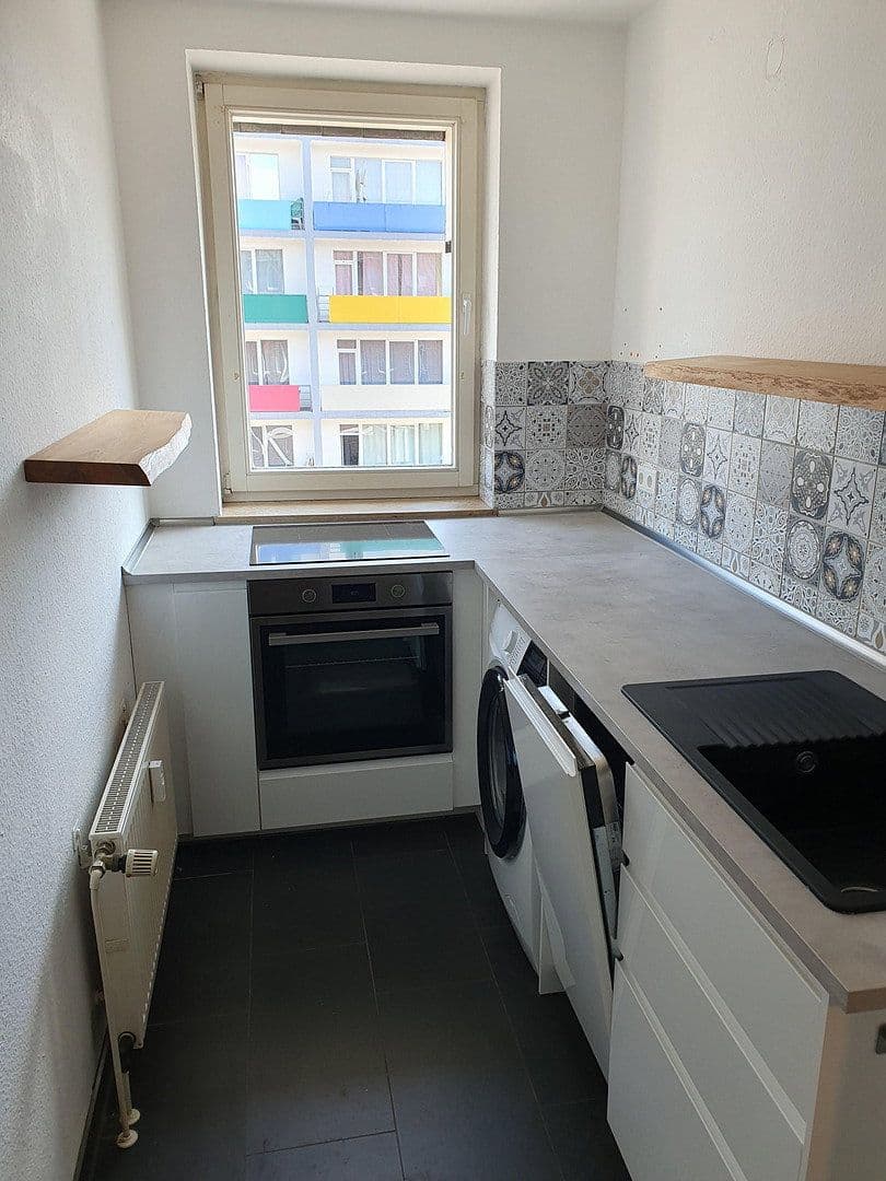 Prodej bytu 3+1 76 m², Leyentalstraße 100, Krefeld, Severní Porýní-Vestfálsko Prodej bytu 3+1 76 m², Leyentalstraße 100, Krefeld, Severní Porýní-Vestfálsko