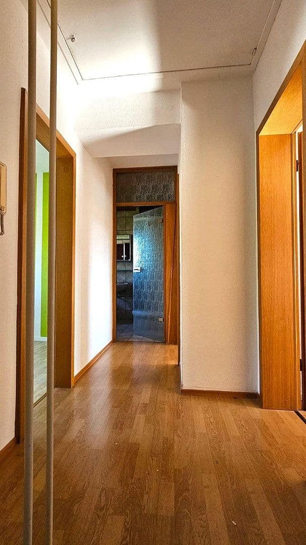 Prodej domu 110 m², pozemek 324 m², Schwalbach am Taunus, Hessen Prodej domu 110 m², pozemek 324 m², Schwalbach am Taunus, Hessen
