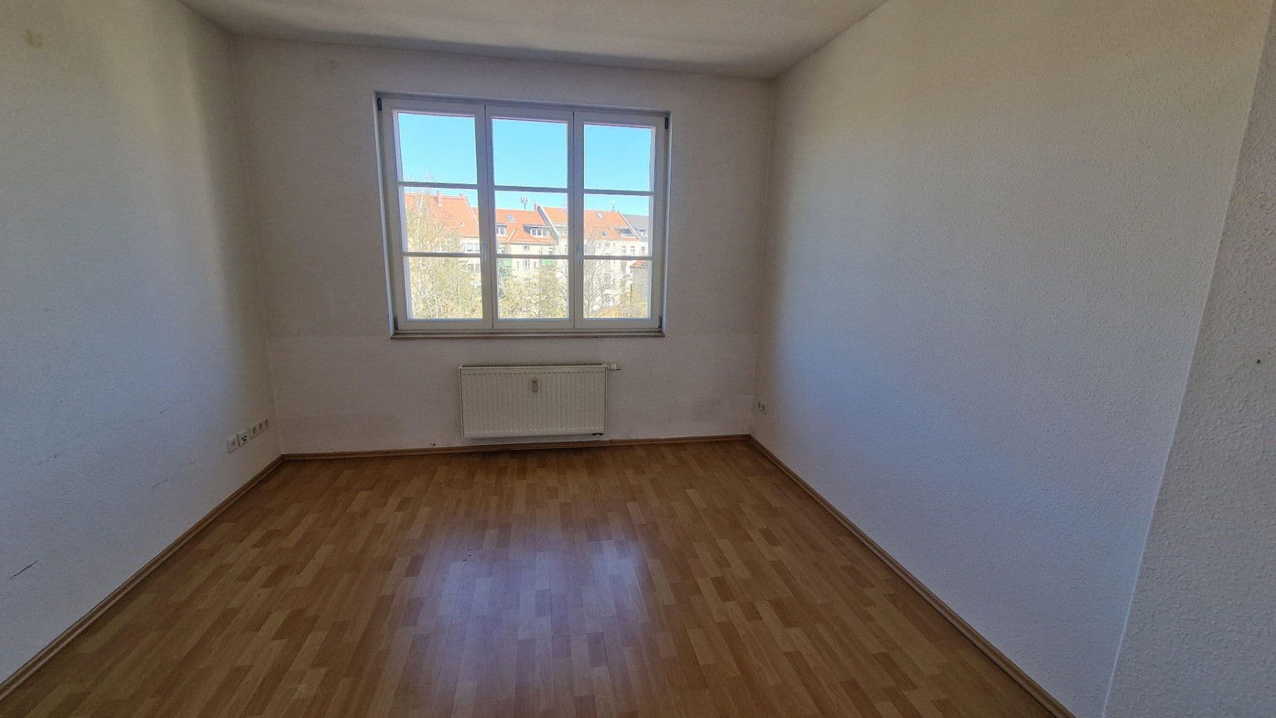 Prodej bytu 3+1 56 m², Holzhäuser Straße 66, Leipzig, Sasko Prodej bytu 3+1 56 m², Holzhäuser Straße 66, Leipzig, Sasko