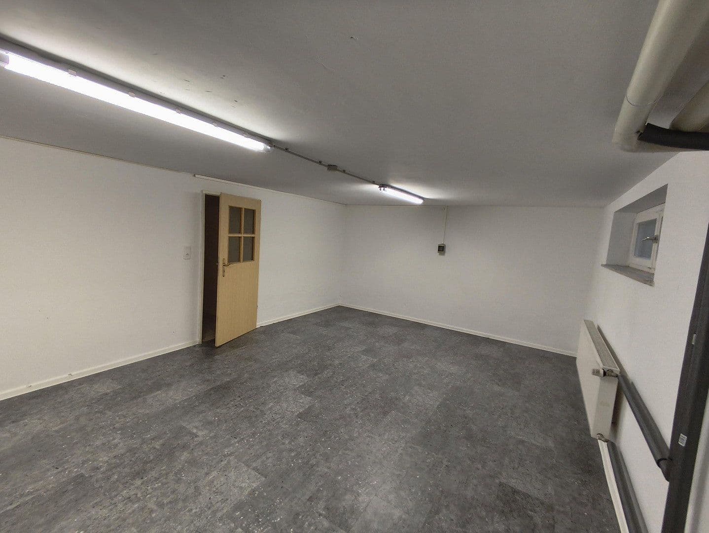 Prodej domu 150 m², pozemek 296 m², Neubruchstraße 16, Puchheim, Bavorsko Prodej domu 150 m², pozemek 296 m², Neubruchstraße 16, Puchheim, Bavorsko
