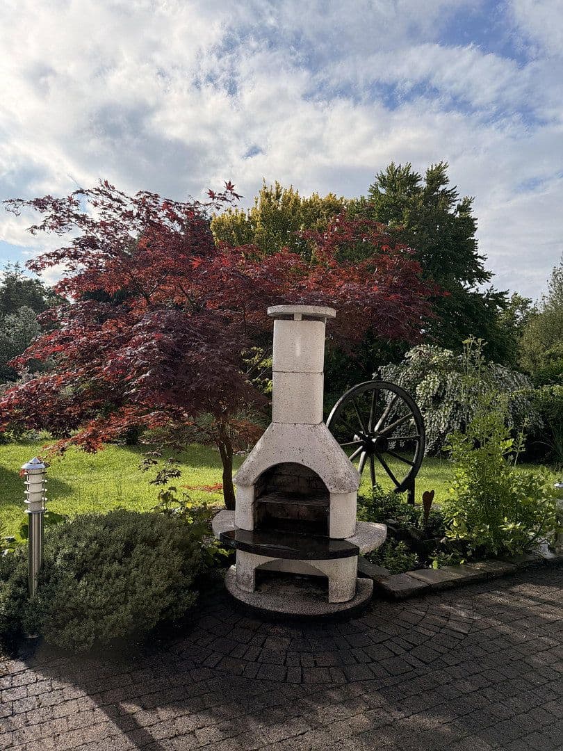 Prodej domu 169 m², pozemek 1.006 m², Waldbröl, Severní Porýní-Vestfálsko Prodej domu 169 m², pozemek 1.006 m², Waldbröl, Severní Porýní-Vestfálsko