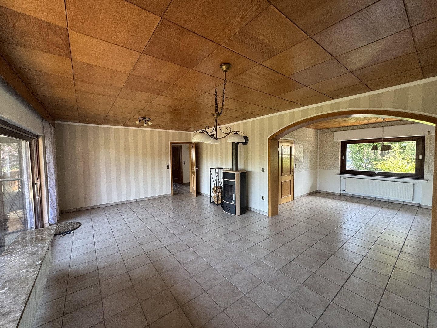 Prodej domu 169 m², pozemek 1.006 m², Waldbröl, Severní Porýní-Vestfálsko Prodej domu 169 m², pozemek 1.006 m², Waldbröl, Severní Porýní-Vestfálsko