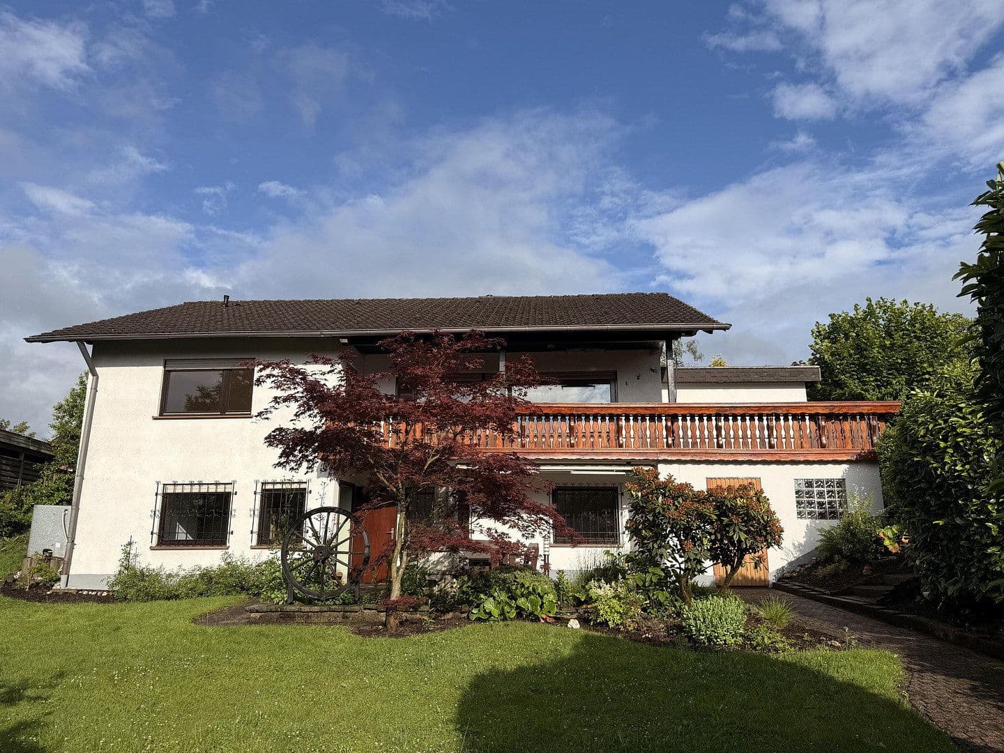 Prodej domu 169 m², pozemek 1.006 m², Waldbröl, Severní Porýní-Vestfálsko Prodej domu 169 m², pozemek 1.006 m², Waldbröl, Severní Porýní-Vestfálsko