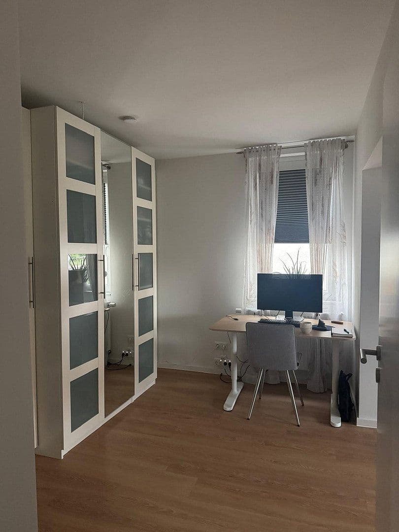 Pronájem bytu 3+1 100 m², Waller Straße 52, Winsen (Aller), Dolní Sasko Pronájem bytu 3+1 100 m², Waller Straße 52, Winsen (Aller), Dolní Sasko