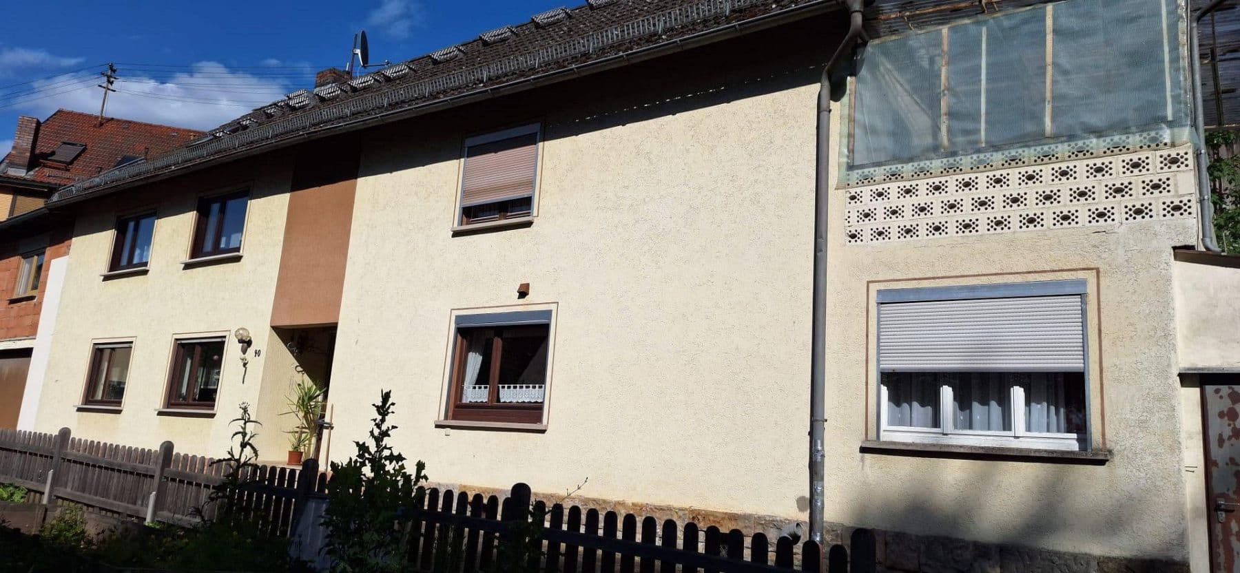 Prodej domu 179 m², pozemek 878 m², Schulgasse 40, Burgpreppach, Bavorsko Prodej domu 179 m², pozemek 878 m², Schulgasse 40, Burgpreppach, Bavorsko