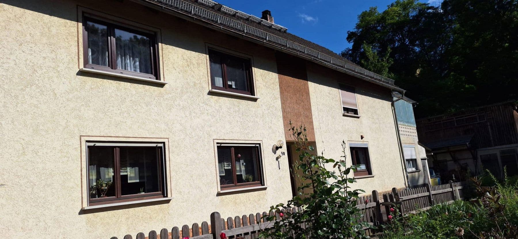 Prodej domu 179 m², pozemek 878 m², Schulgasse 40, Burgpreppach, Bavorsko Prodej domu 179 m², pozemek 878 m², Schulgasse 40, Burgpreppach, Bavorsko