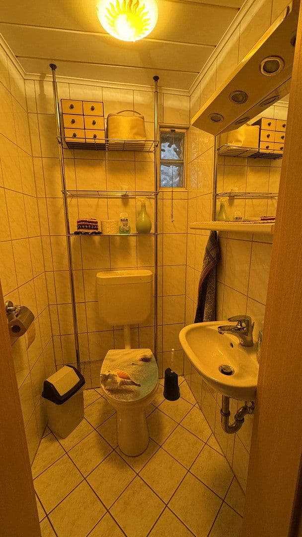 Prodej domu 179 m², pozemek 878 m², Schulgasse 40, Burgpreppach, Bavorsko Prodej domu 179 m², pozemek 878 m², Schulgasse 40, Burgpreppach, Bavorsko