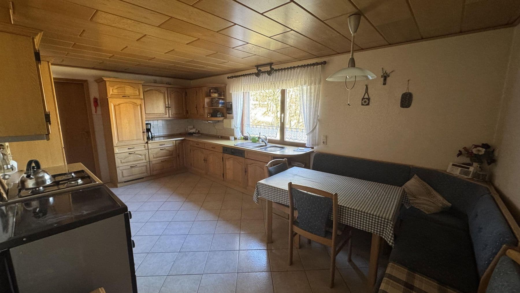Prodej domu 179 m², pozemek 878 m², Schulgasse 40, Burgpreppach, Bavorsko Prodej domu 179 m², pozemek 878 m², Schulgasse 40, Burgpreppach, Bavorsko