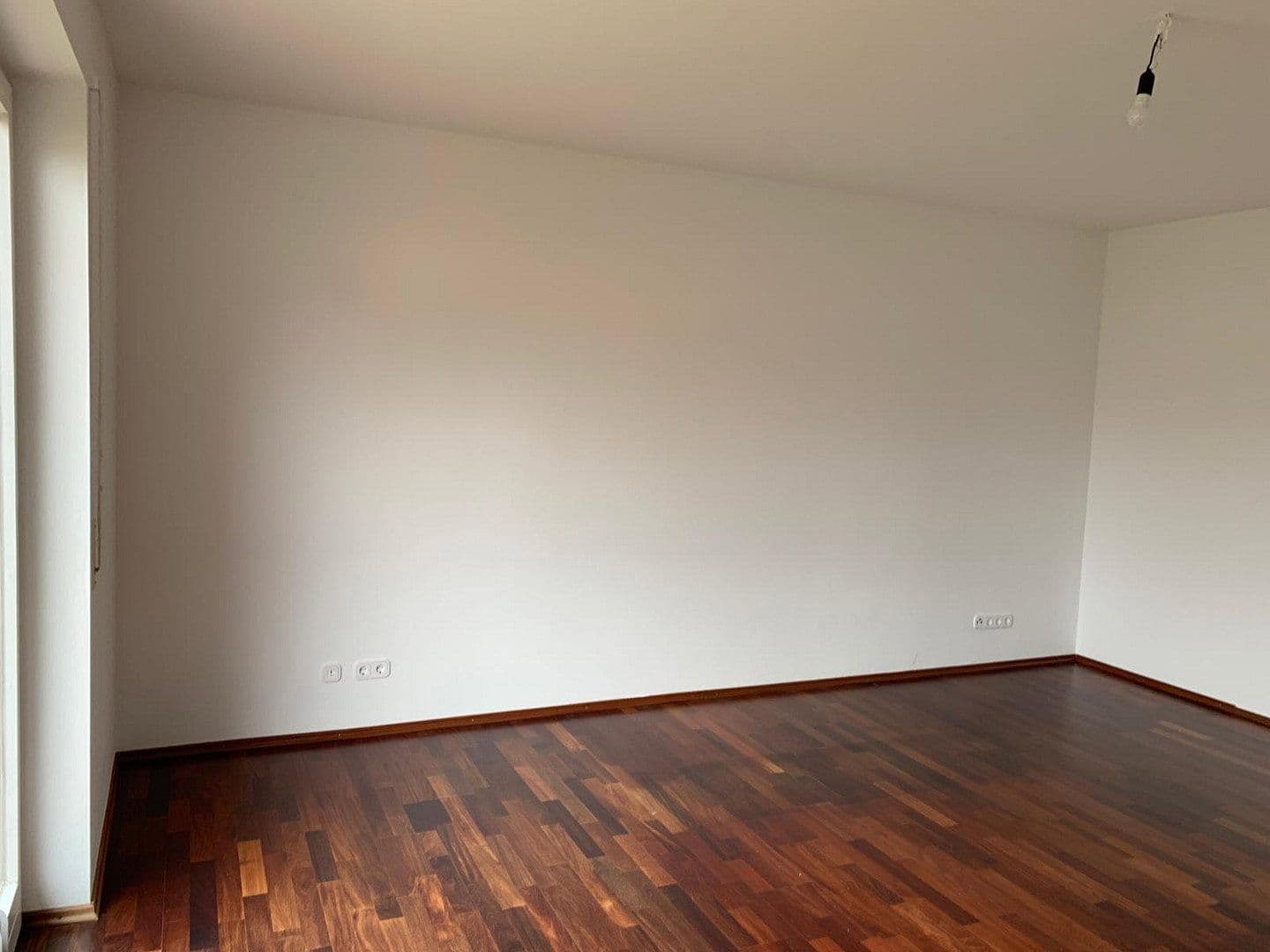 Prodej bytu 3+1 112 m², Camerloherstr. 124, München, Bavorsko Prodej bytu 3+1 112 m², Camerloherstr. 124, München, Bavorsko