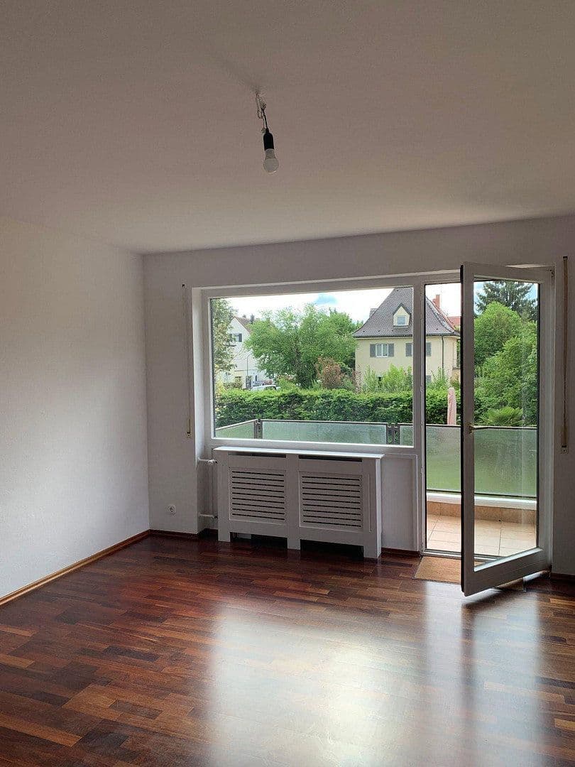 Prodej bytu 3+1 112 m², Camerloherstr. 124, München, Bavorsko Prodej bytu 3+1 112 m², Camerloherstr. 124, München, Bavorsko